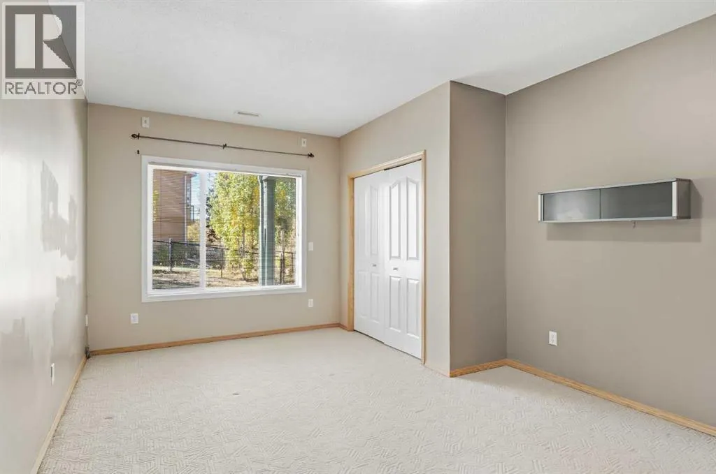 7 Royal Birch Green NW