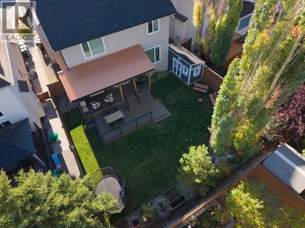 1621 Strathcona Drive SW