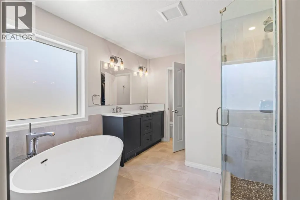 1621 Strathcona Drive SW