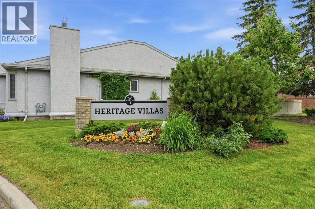 60 Rundlelawn Green NE