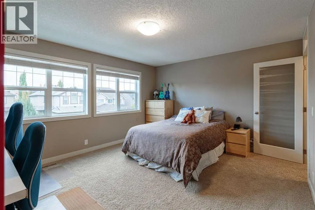 49 Everhollow Avenue SW