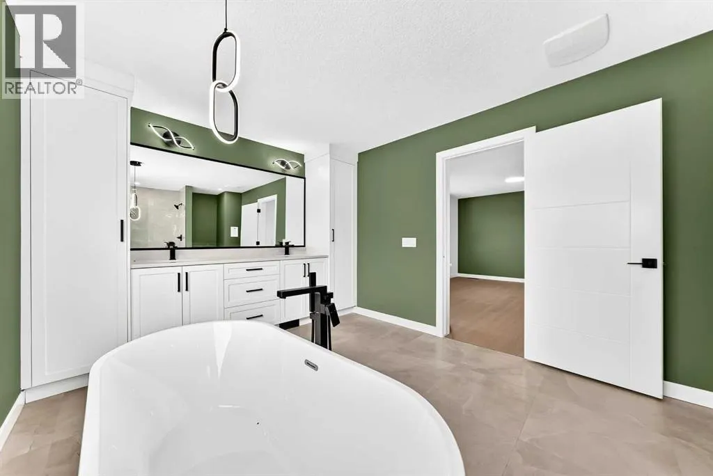1204 Lake Sylvan Drive SE