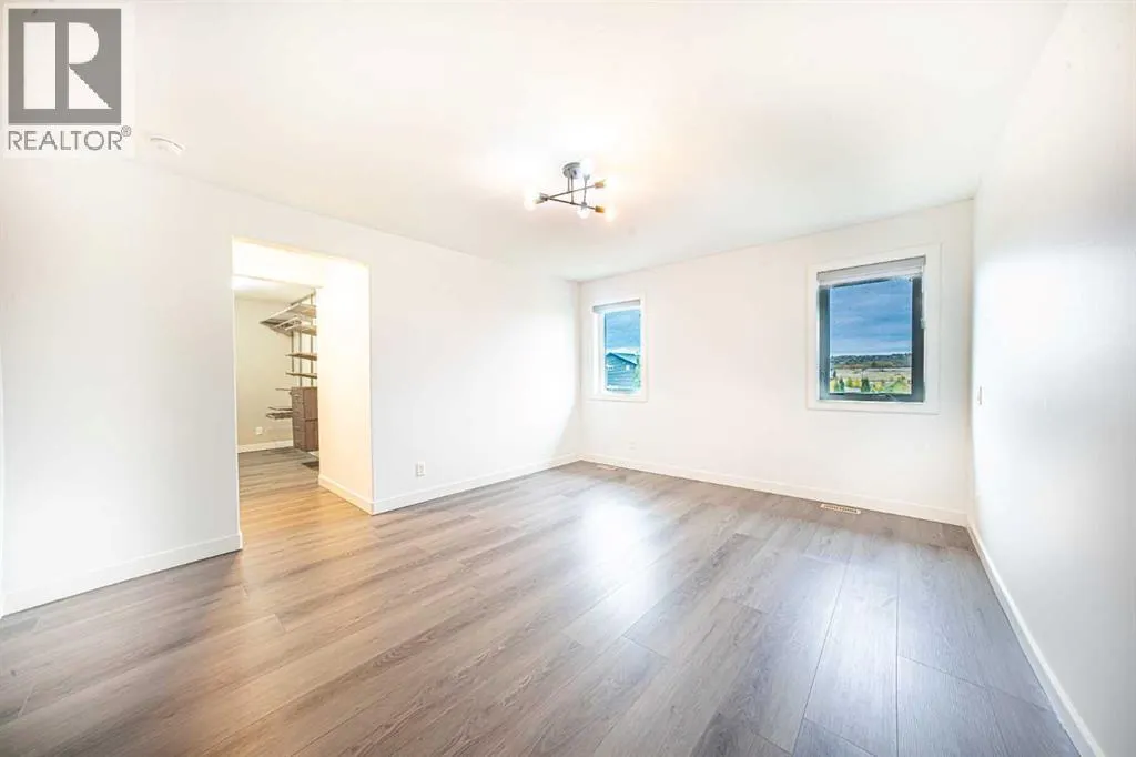 63 Truant Crescent