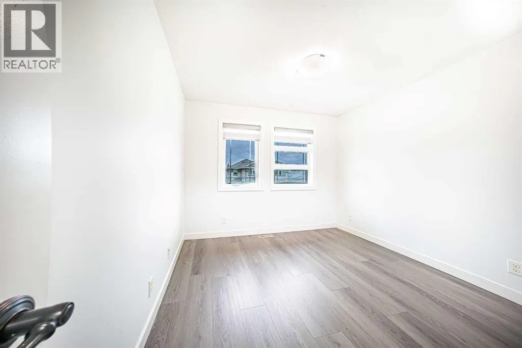 63 Truant Crescent