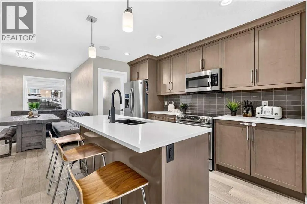 25 Masters Street SE