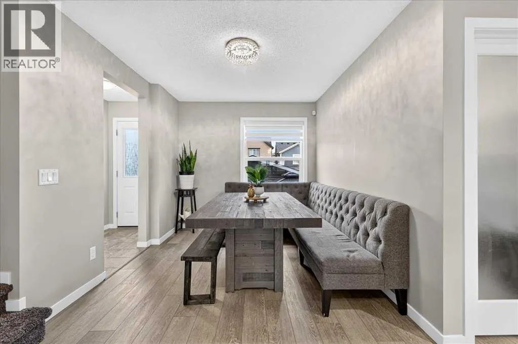 25 Masters Street SE