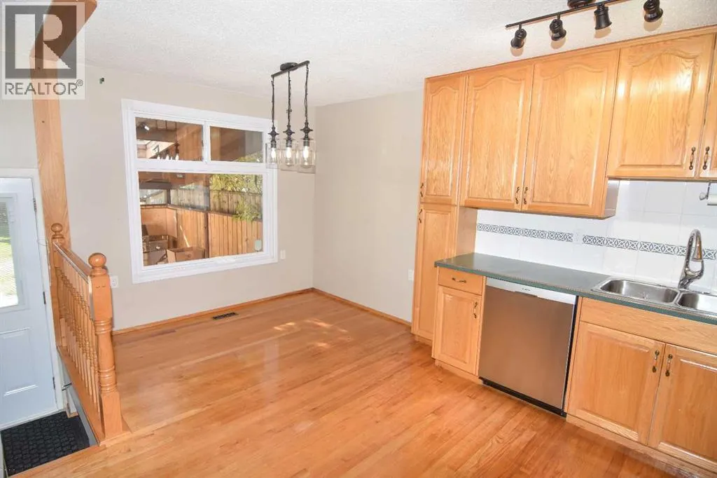 248 Bracewood Road SW