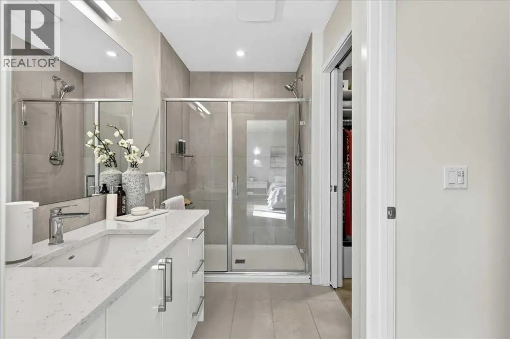 90 Savoy Landing SE