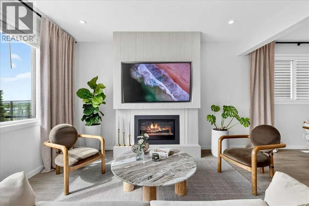 90 Savoy Landing SE