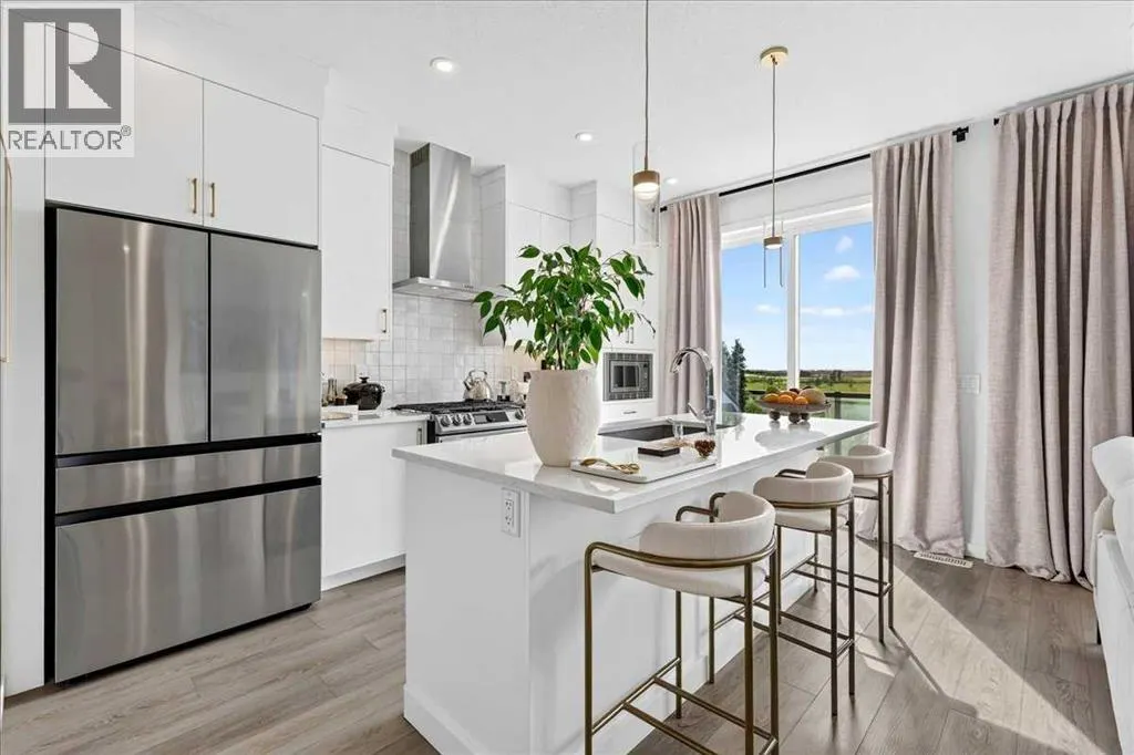 90 Savoy Landing SE