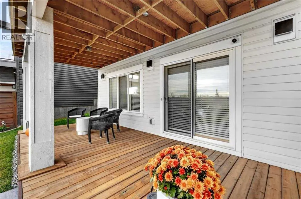 90 Savoy Landing SE