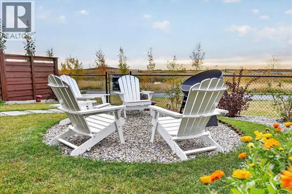 90 Savoy Landing SE