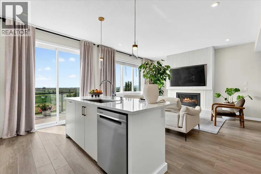 90 Savoy Landing SE