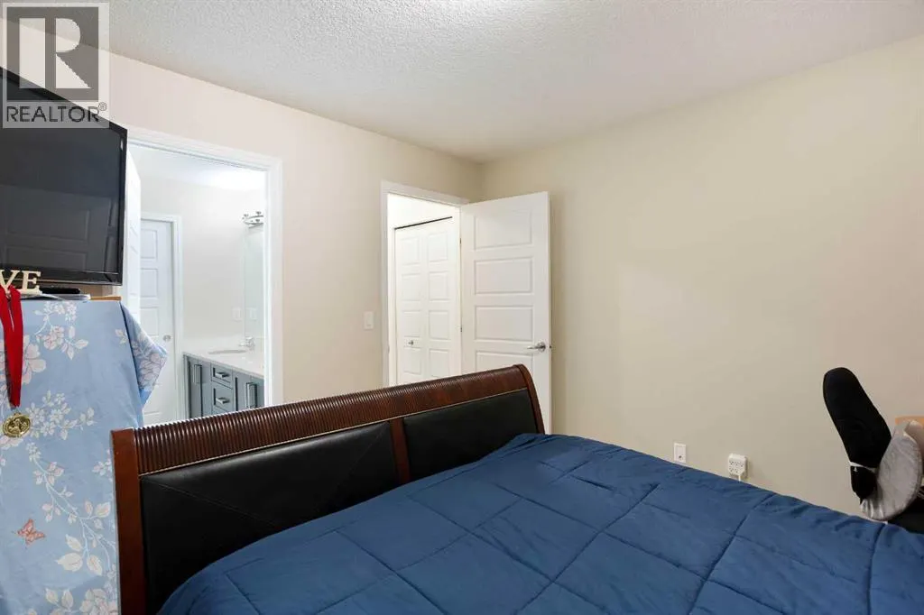 1003, 280 Williamstown Close NW