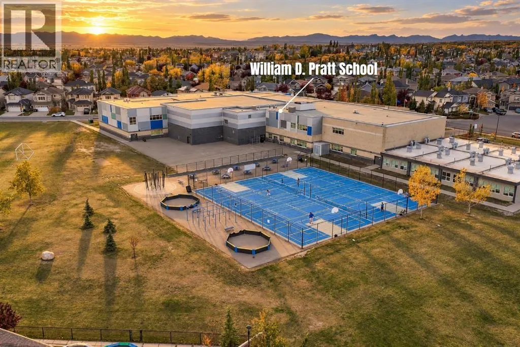 211 Royal Birch Way NW