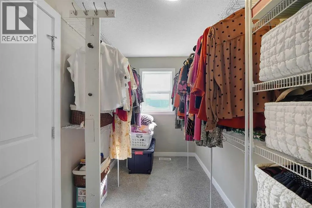 222 Bayside Loop SW