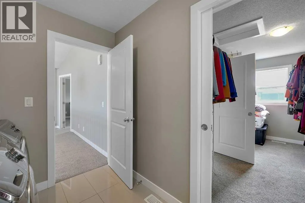 222 Bayside Loop SW