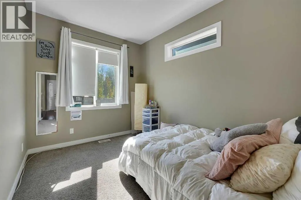 222 Bayside Loop SW