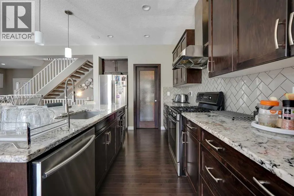 222 Bayside Loop SW
