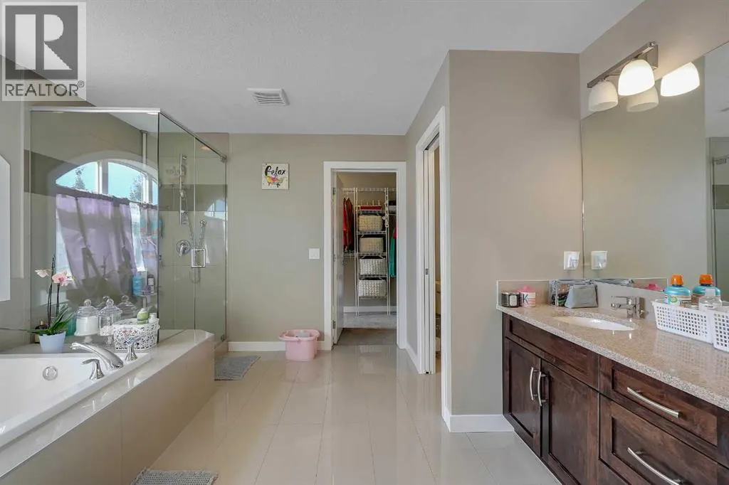 222 Bayside Loop SW