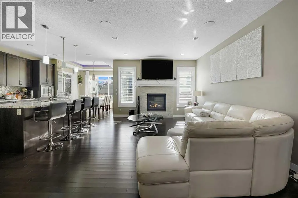 222 Bayside Loop SW