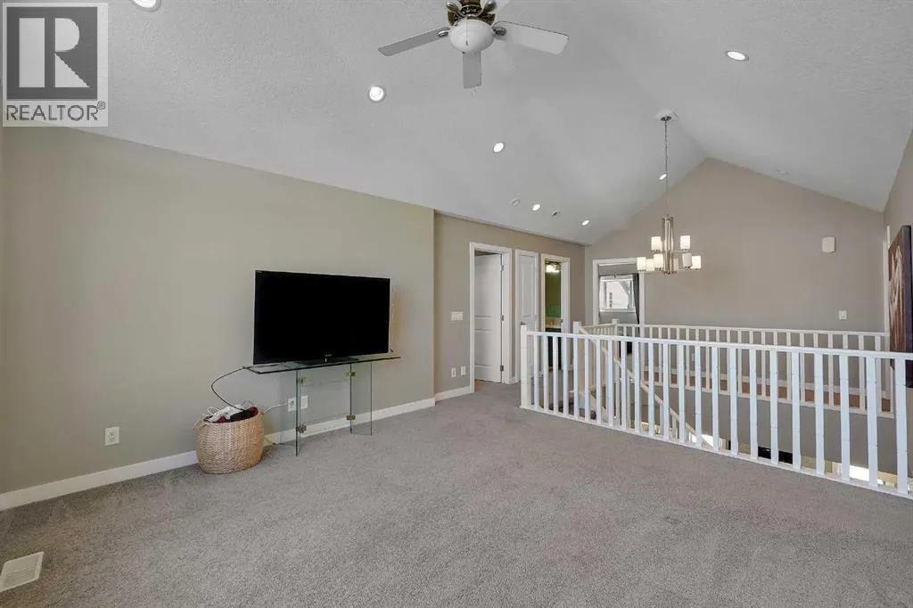 222 Bayside Loop SW