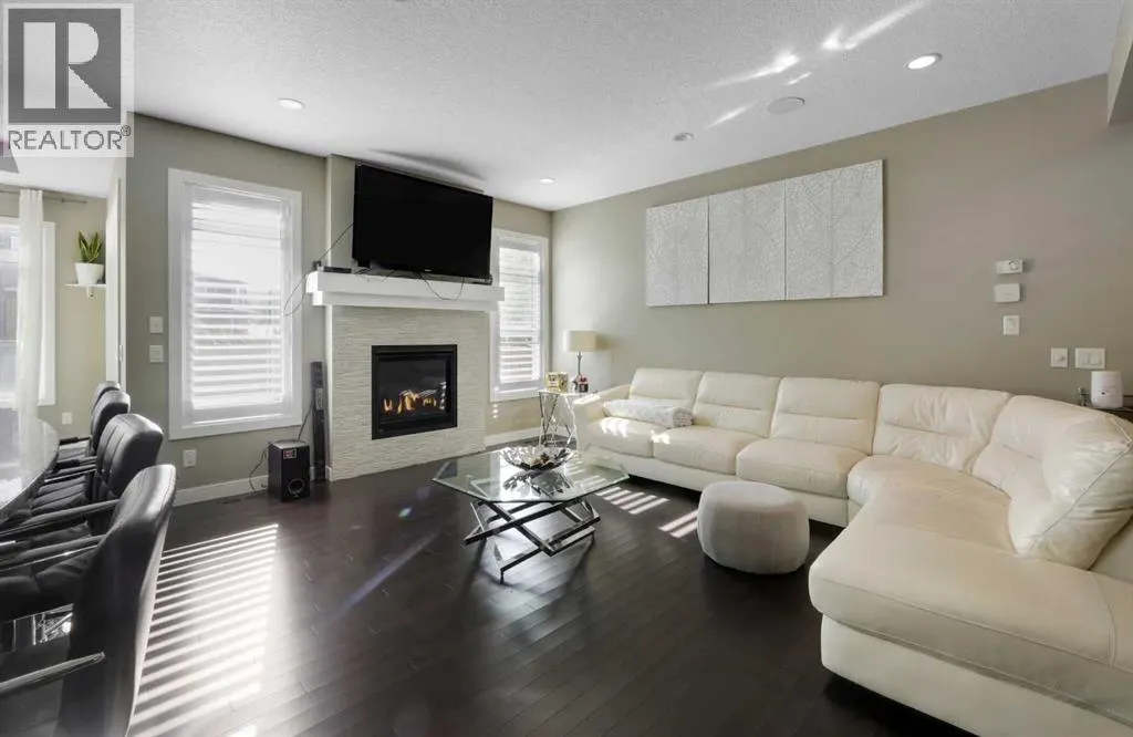 222 Bayside Loop SW