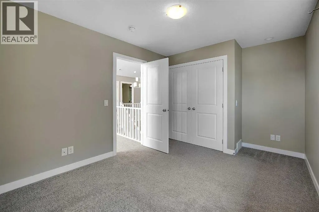 222 Bayside Loop SW