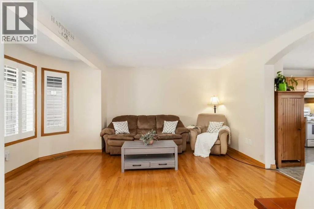 146 Maclaren Crescent