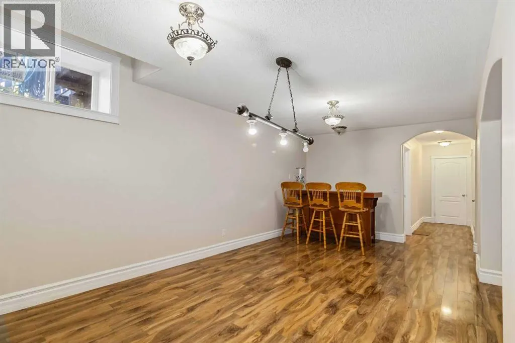 146 Maclaren Crescent