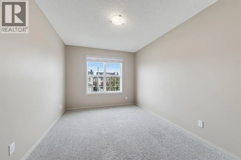 151 Copperfield Common SE