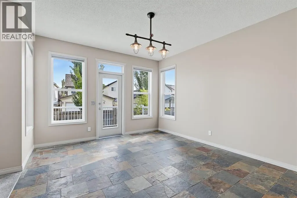 151 Copperfield Common SE