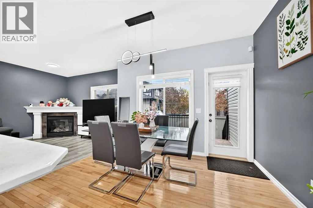 127, 100 Coopers Common SW