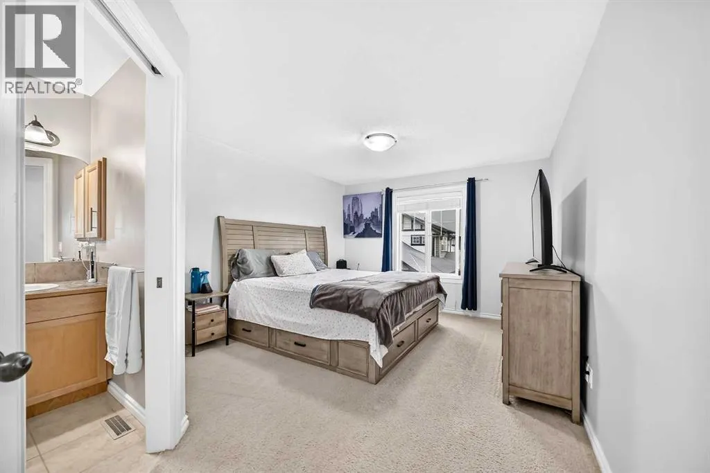 127, 100 Coopers Common SW
