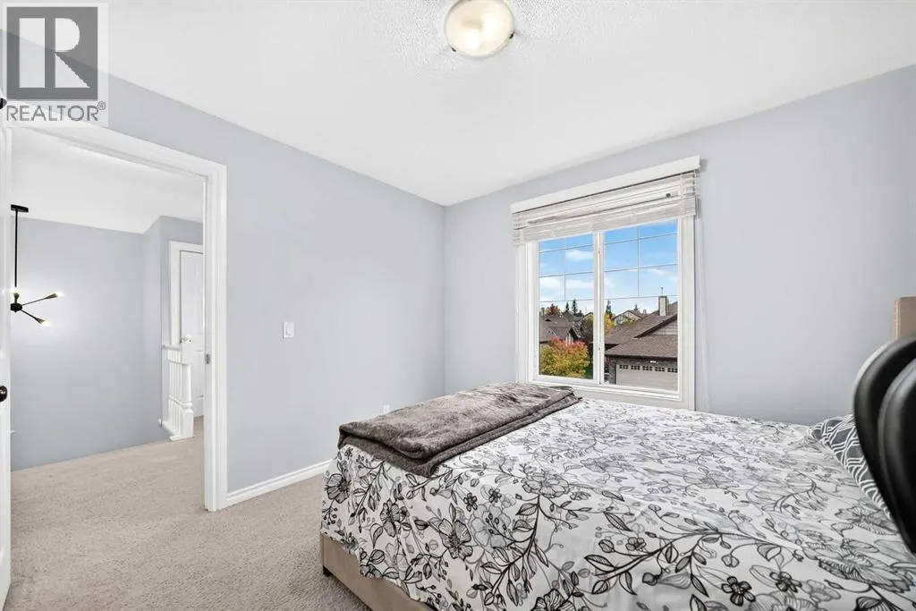 127, 100 Coopers Common SW