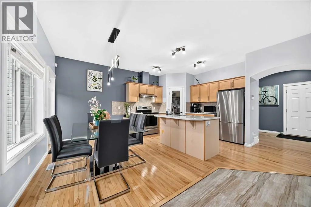 127, 100 Coopers Common SW