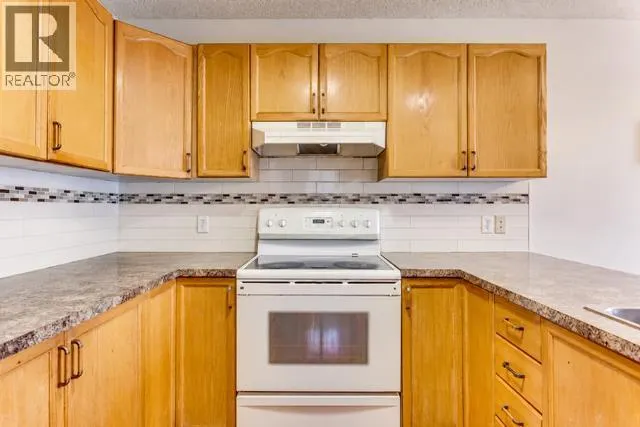 40 Mt Lorette Close SE
