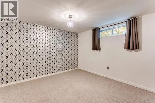 40 Mt Lorette Close SE