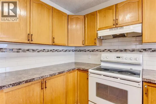 40 Mt Lorette Close SE