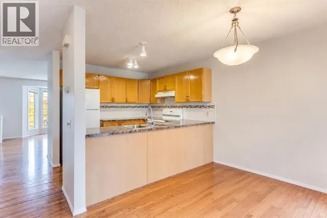 40 Mt Lorette Close SE