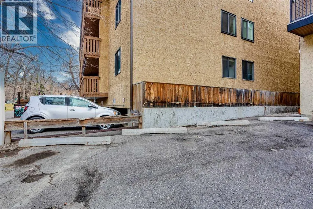 5, 624 2 Avenue NW