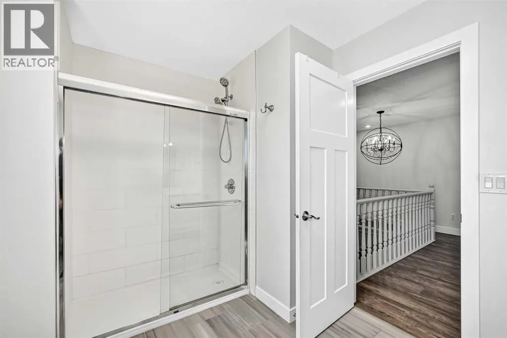 884 EAST CHESTERMERE Drive
