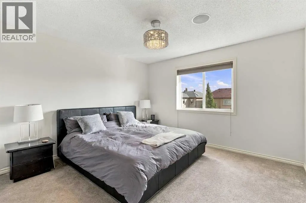 29 Cranleigh Park SE