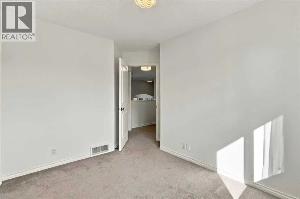 29 Cranleigh Park SE