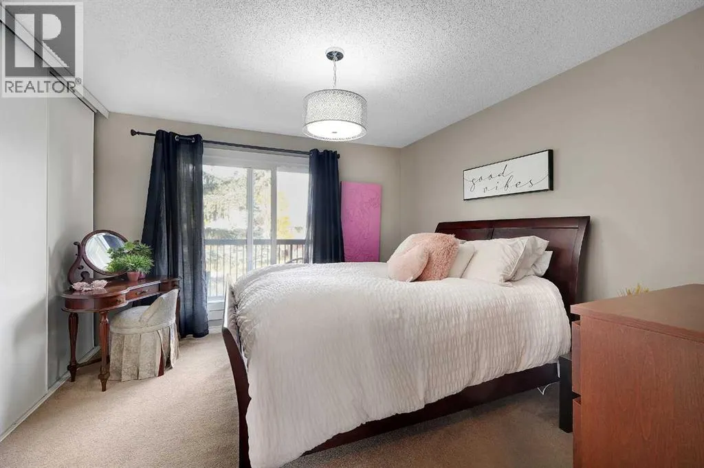 14, 7172 Coach Hill Road SW