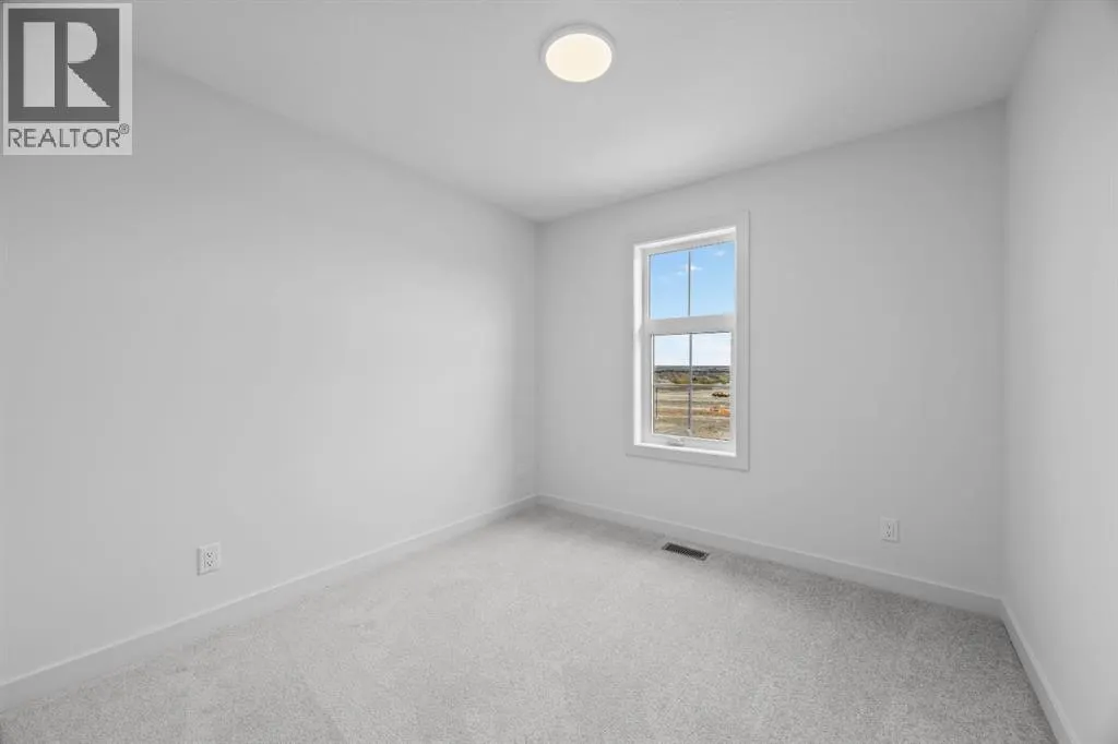 116 Greenwich Drive NW