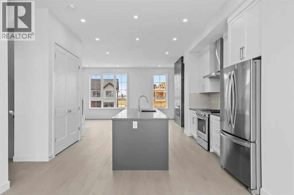 116 Greenwich Drive NW