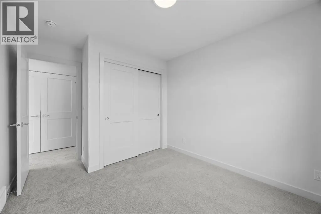 116 Greenwich Drive NW