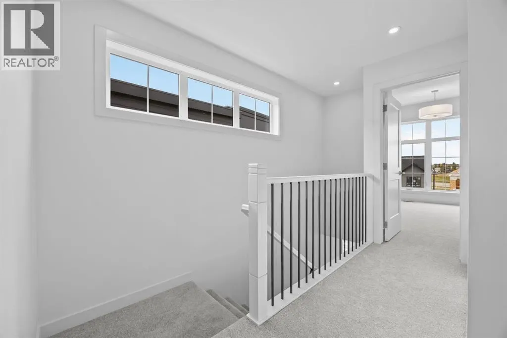 116 Greenwich Drive NW