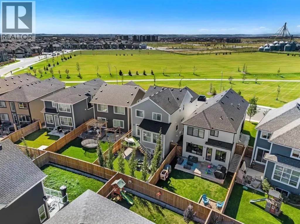 52 Magnolia Heights SE